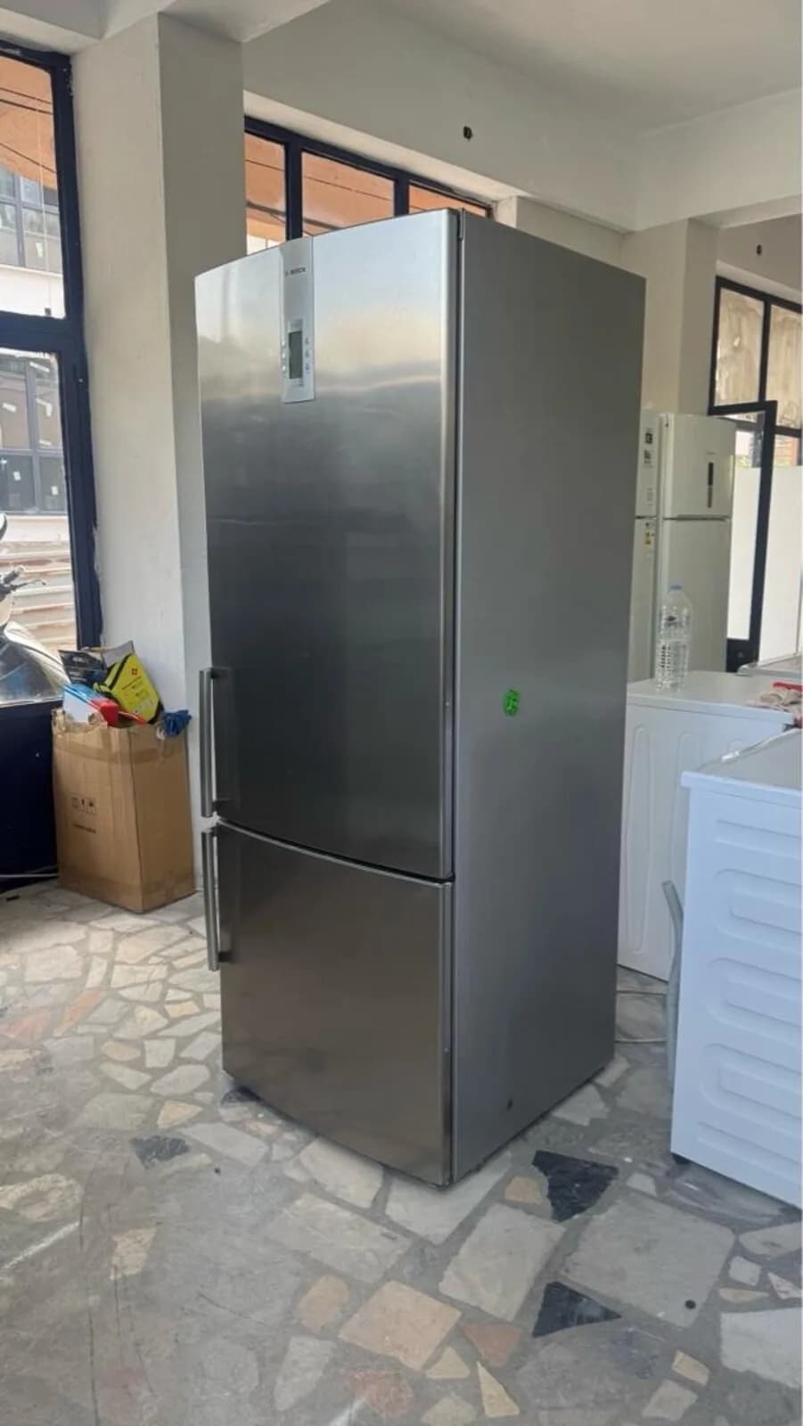 Bosch No-Frost Buzdolabı, Alttan Donduruculu, İnoks Gri, fotoğraf 1